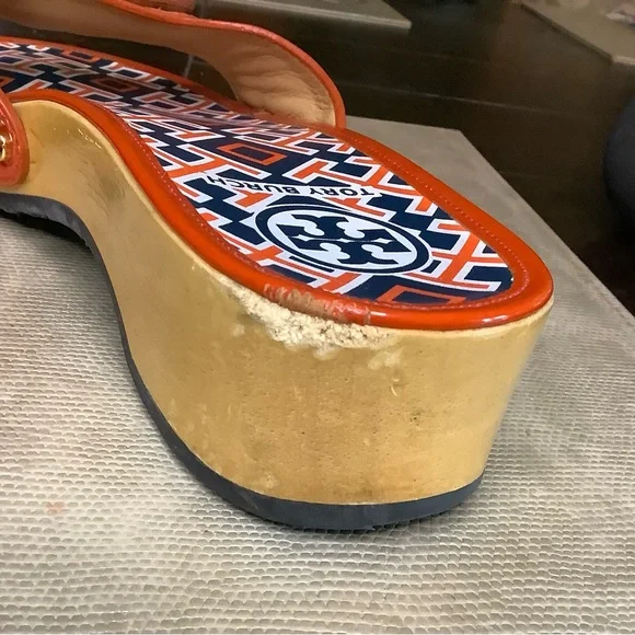 Tory Burch Patent Leather Slide Size 8 - Picture 2 of 7